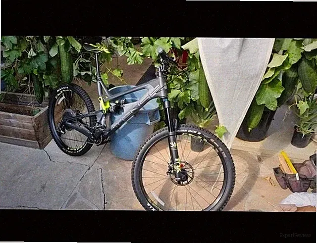 2018 Intense Tracer Pro Bike