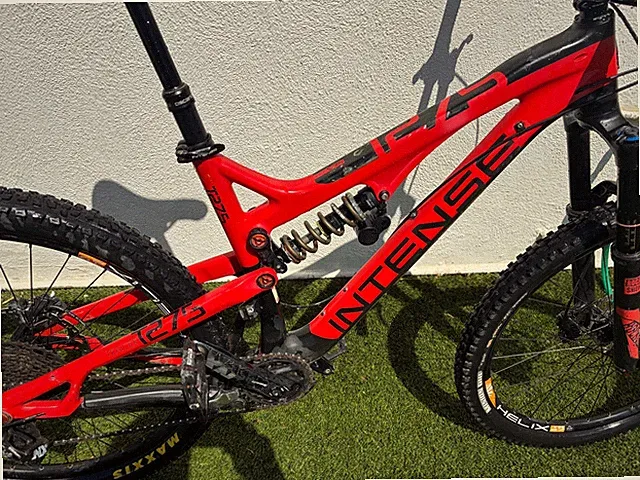 INTENSE 275C TRACER FULL SUSPENSION MTB - $2,000 (SANTA BARBARA)