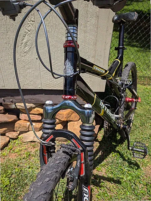 Intense Tracer Medium Full Suspension Mountain Bike Black/Red 2001
