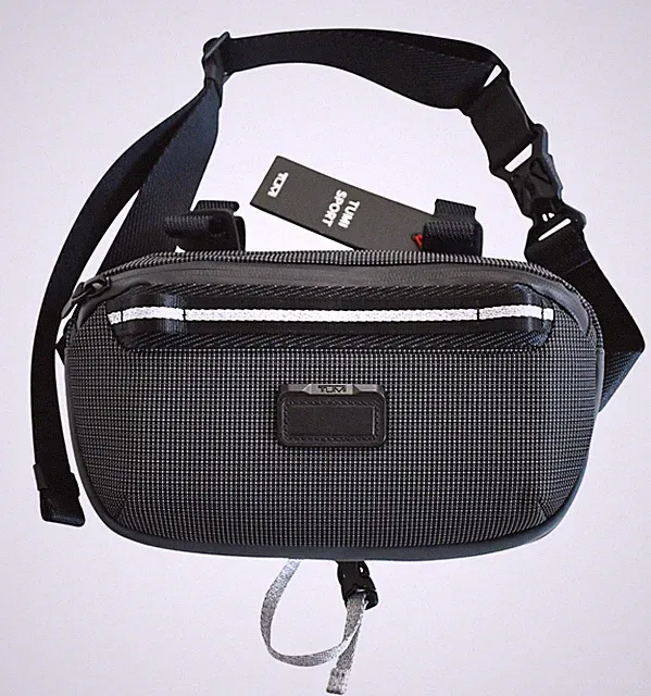 NEW TUMI SPORT Nylon PEYTON BIKE SLING Bag Waist Pack